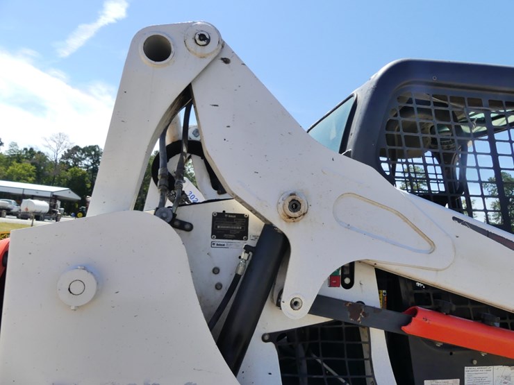 2018-bobcat-t590-image-6