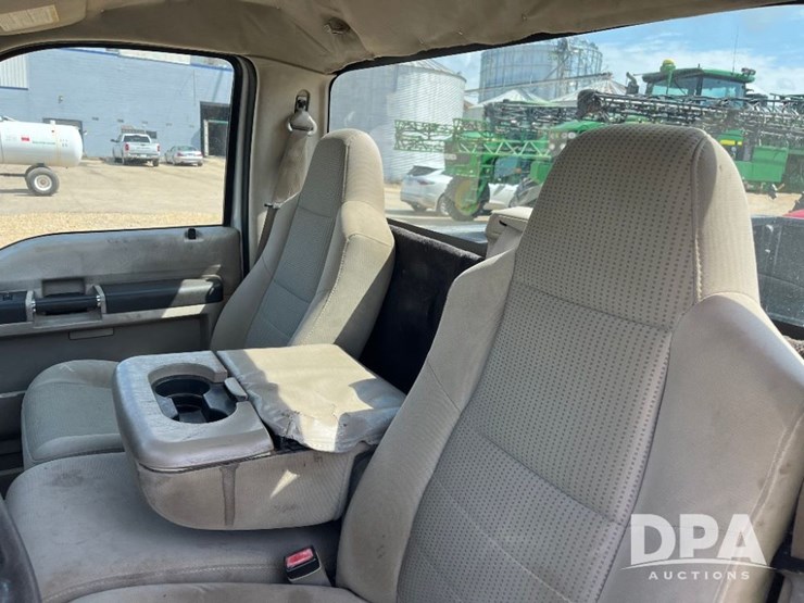 2008-ford-f350-xlt-image-47