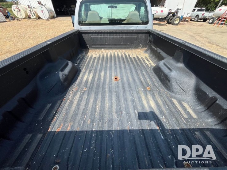 2008-ford-f350-xlt-image-35