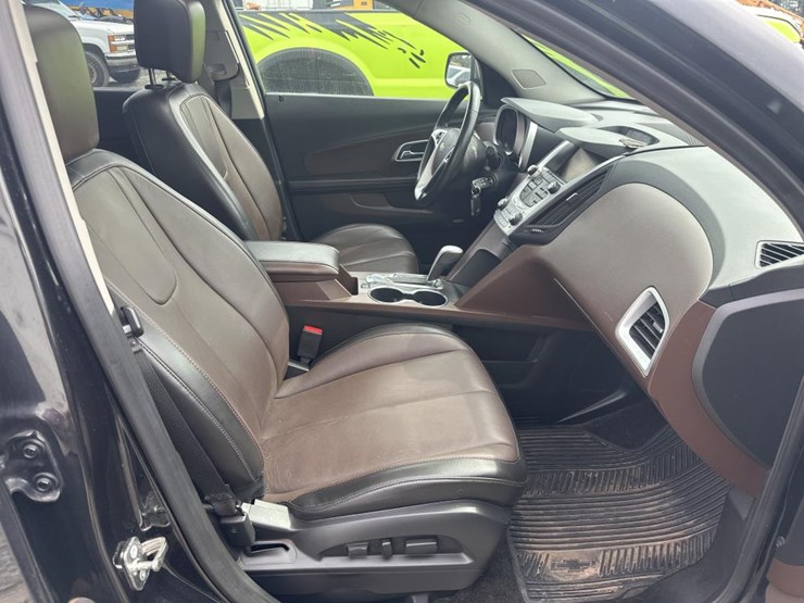 2015-chevrolet-equinox-image-22