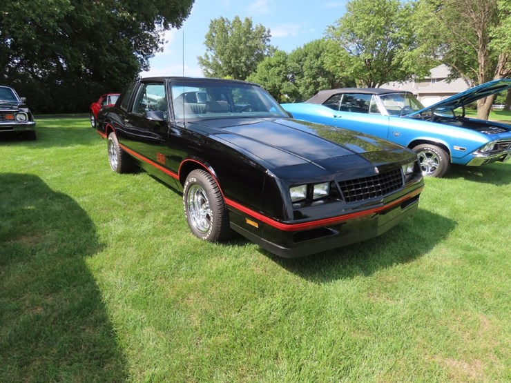 1988-chevrolet-monte-carlo-ss-image-35