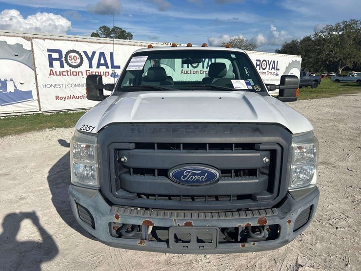 2014-ford-f350-image-24