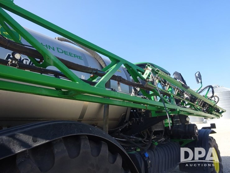 2021-john-deere-f4365-image-84