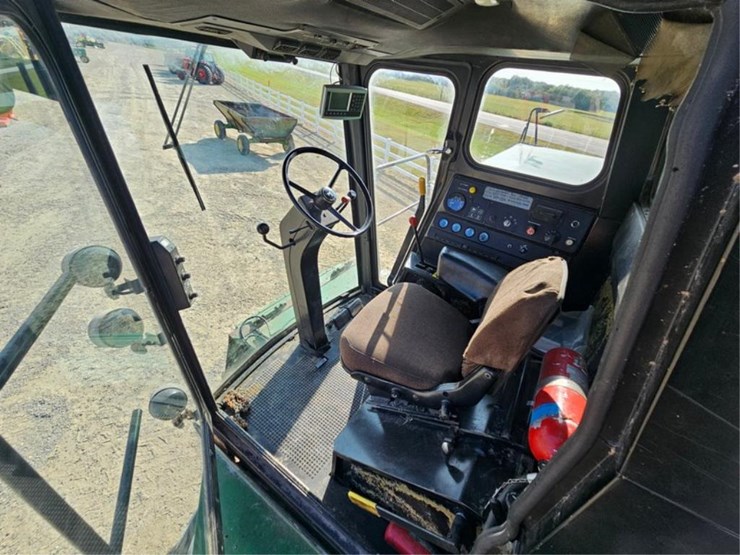 john-deere-7720-titan-ii-image-43