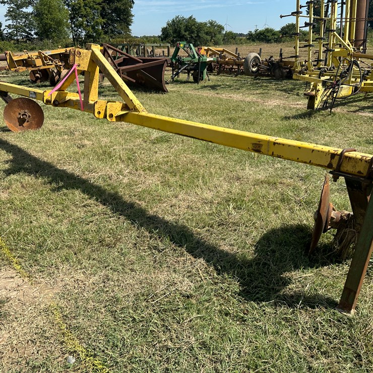 #32167 • Allen Mfg Water Furrow Plow