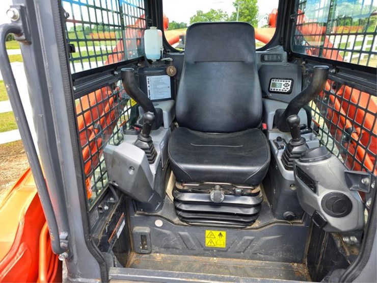kubota-svl95-2s-image-12