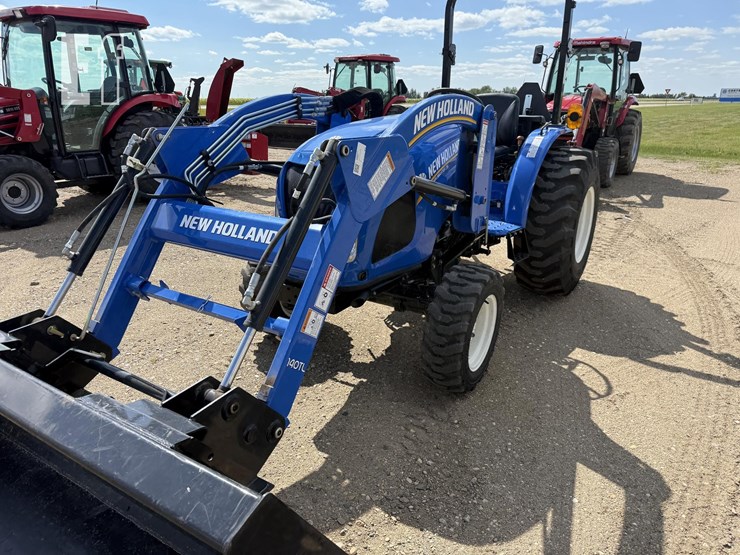 2022-new-holland-workmaster-35-image-4