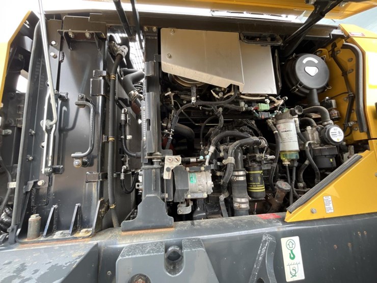 2022-komatsu-wa320-8-image-35