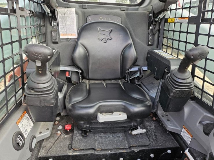 2019-bobcat-s590-image-30