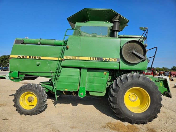 john-deere-7720-titan-ii-image-6