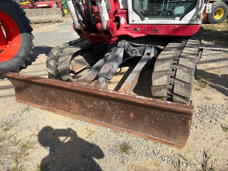 2019-takeuchi-tb290-image-13