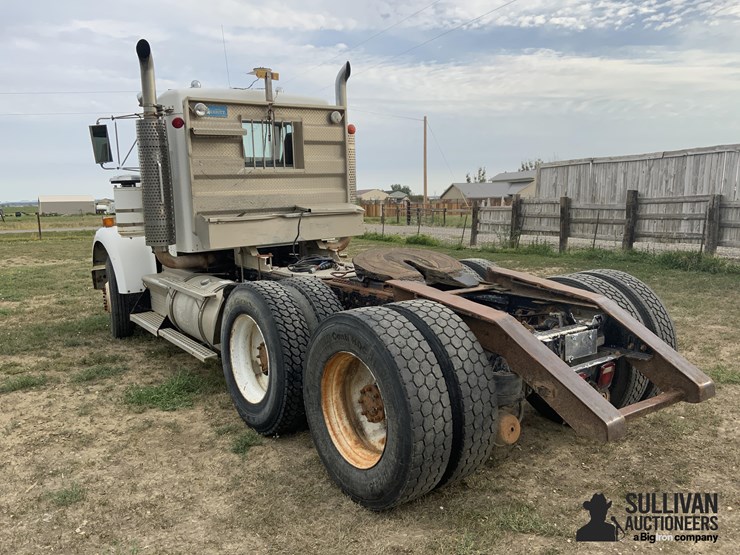 1990-kenworth-w900b-image-7