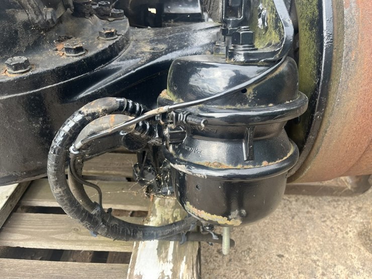 #1634-•-64k-lb-mack-rear-end-image-16