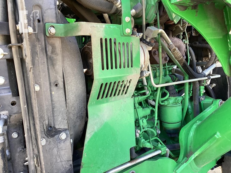 2016-john-deere-5075e-image-11