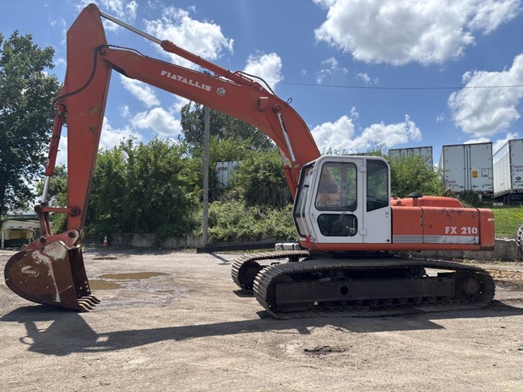 #1137-•-1997-fiat-allis-fx-210-excavator-image-1