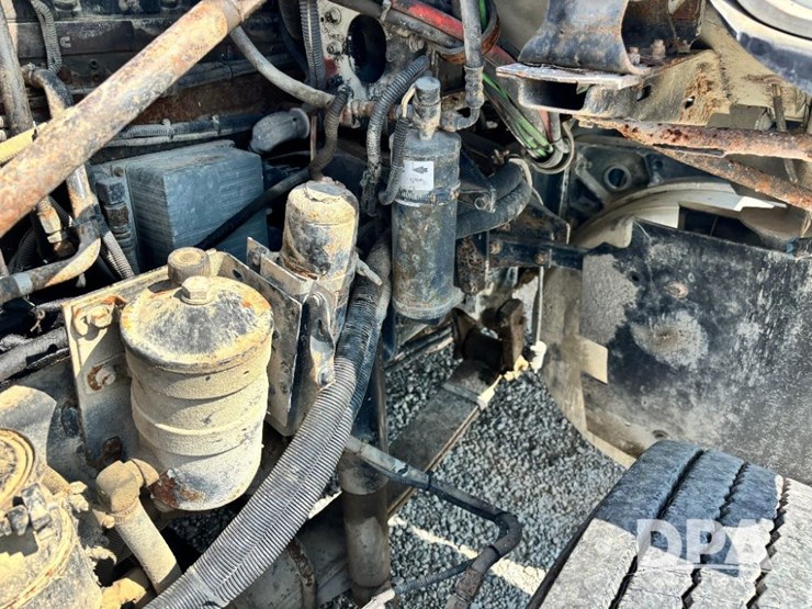 1998-cummins-m11-image-57