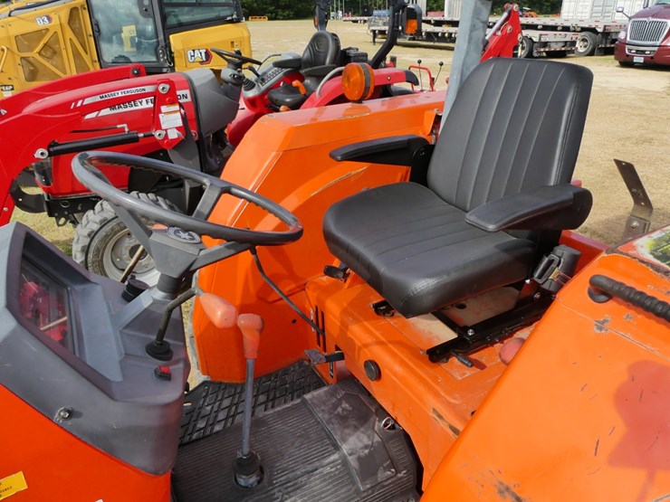 kubota-m6800-image-9