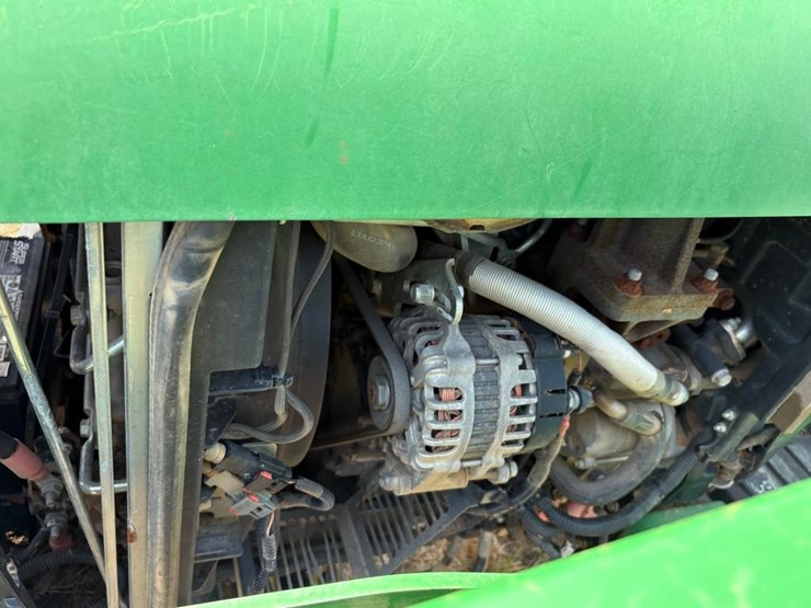john-deere-3032e-image-12