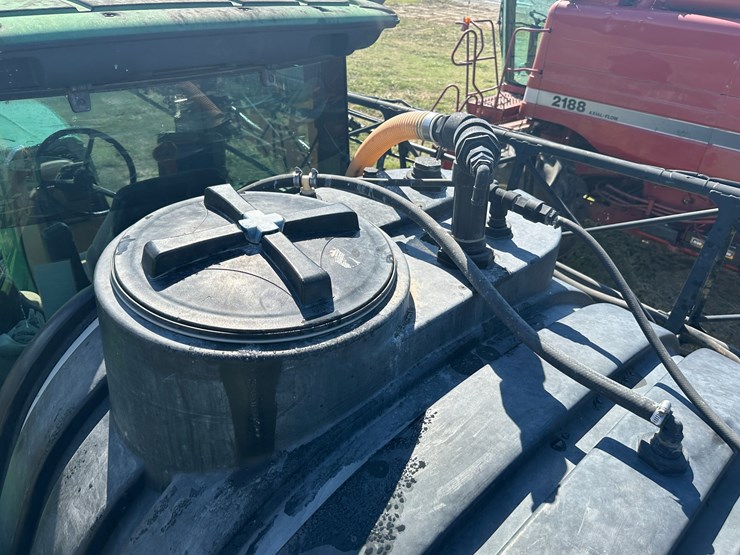 2011-john-deere-4730-image-62