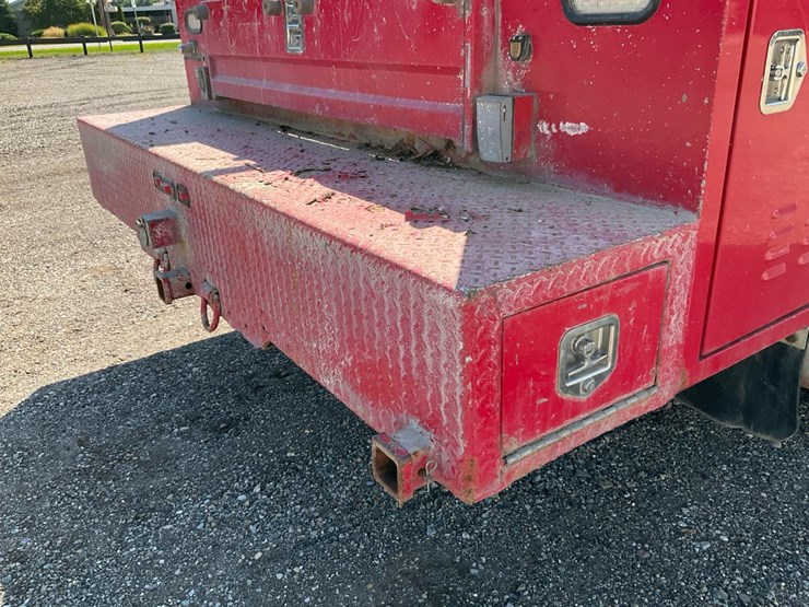 2015-ford-f550-image-50