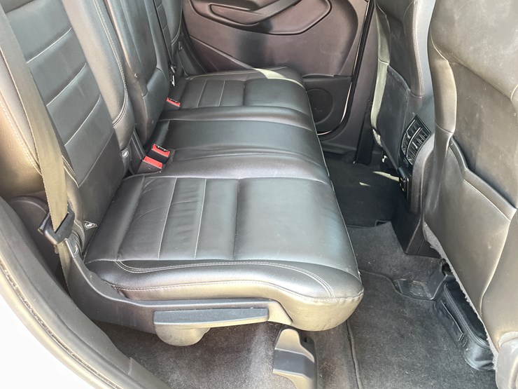 2014-ford-escape-image-48