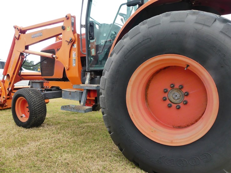 2005-kubota-m105s-image-9