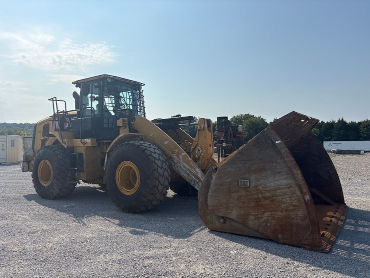 2016-caterpillar-950m-image-3