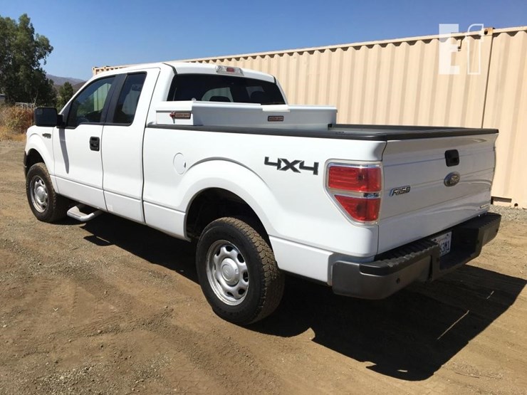 2013-ford-f150-xl-image-4