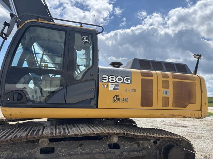 2014-deere-380g-lc-image-8