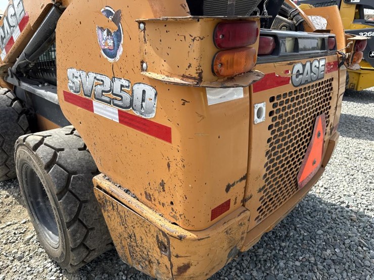 2014-case-sv250-image-31