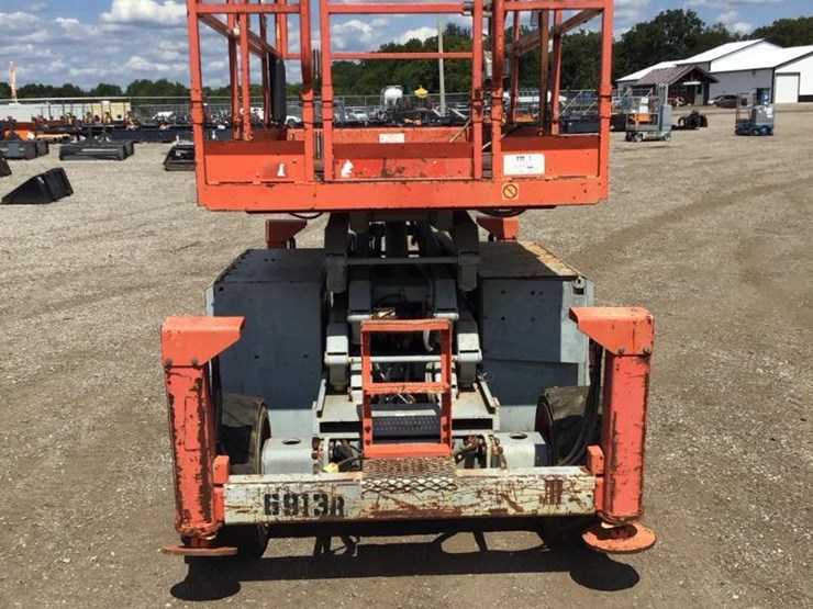 2008-skyjack-sj6826rt-image-29