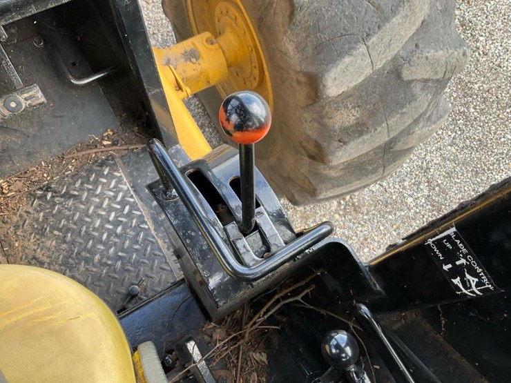 1985-deere-648d-image-108