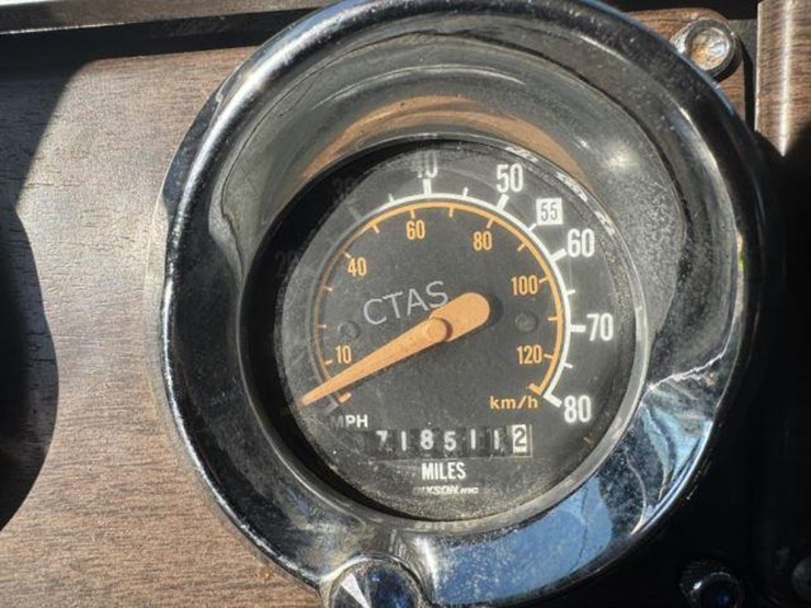 1989-freightliner-fl112-image-16