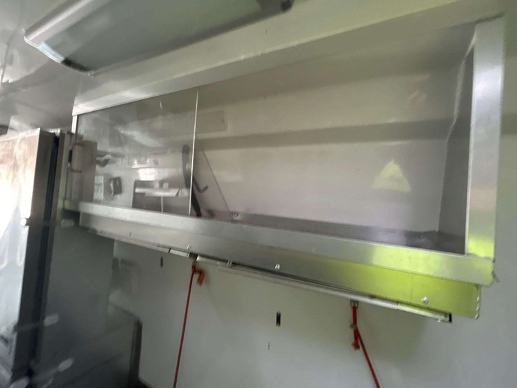 2021-mercedes-benz-sprinter-4500-image-35