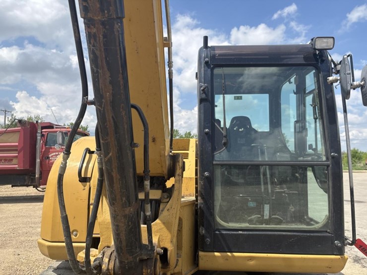 2013-caterpillar-308e2-cr-image-11