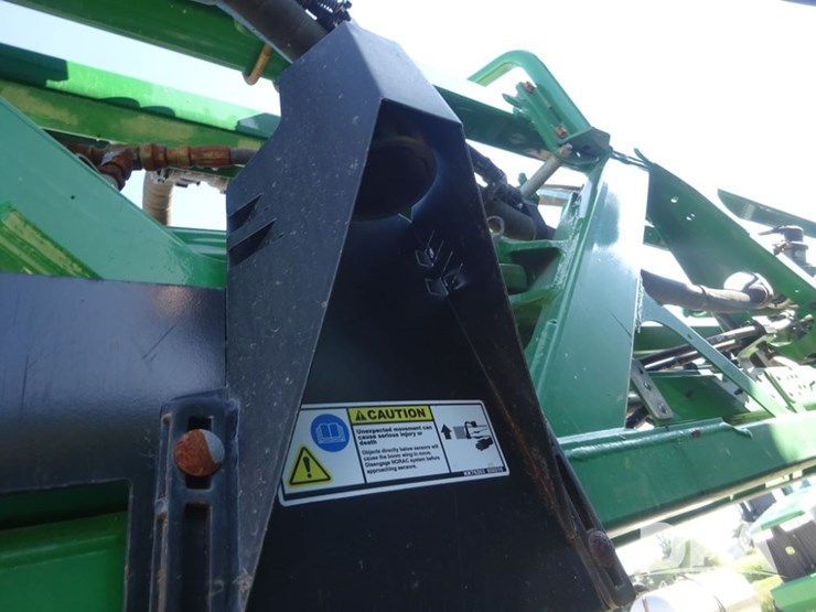 2020-john-deere-f4365-image-80