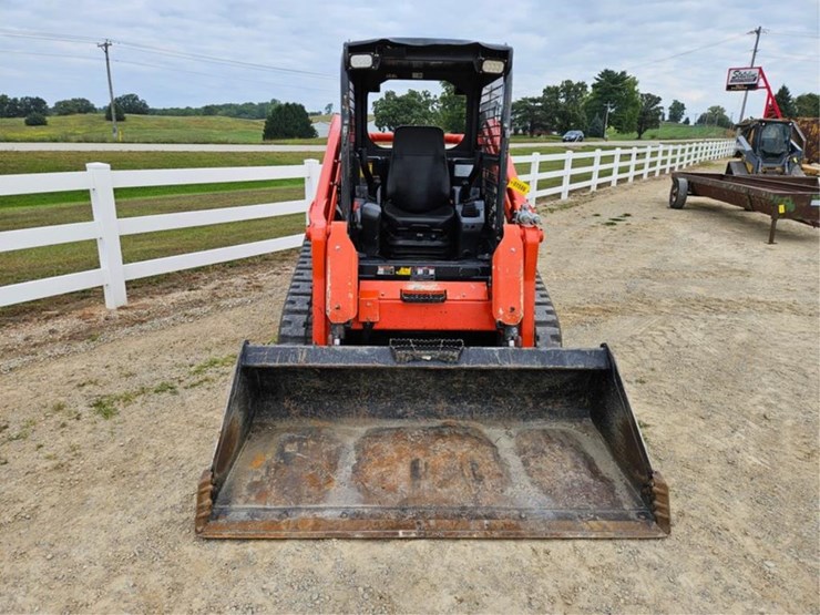kubota-svl75-2-image-8