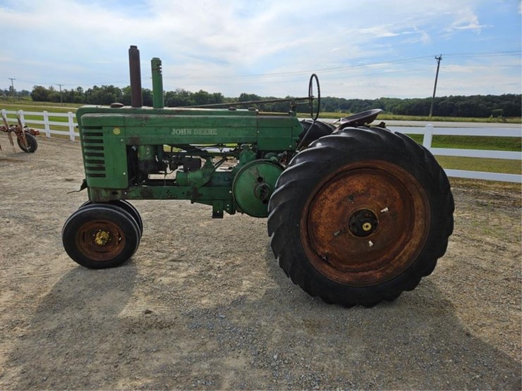 john-deere-a-image-2