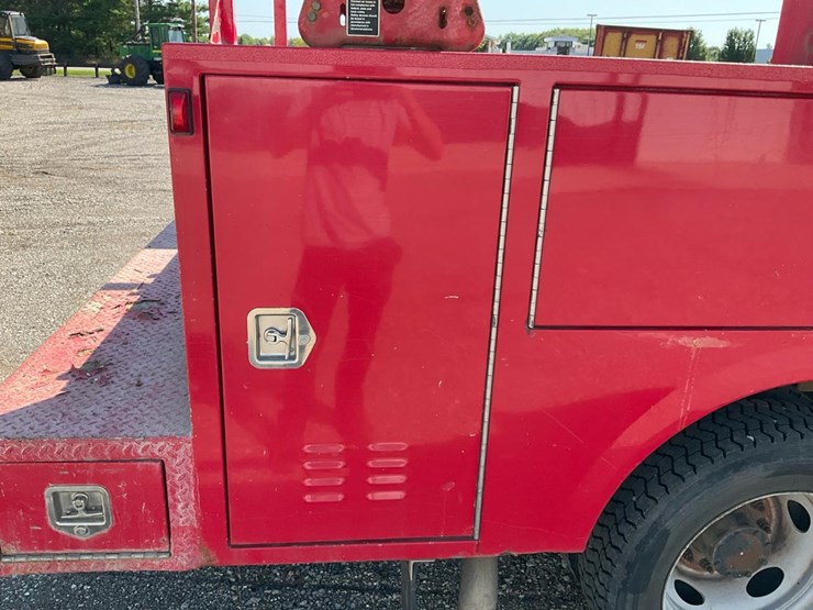 2015-ford-f550-image-60