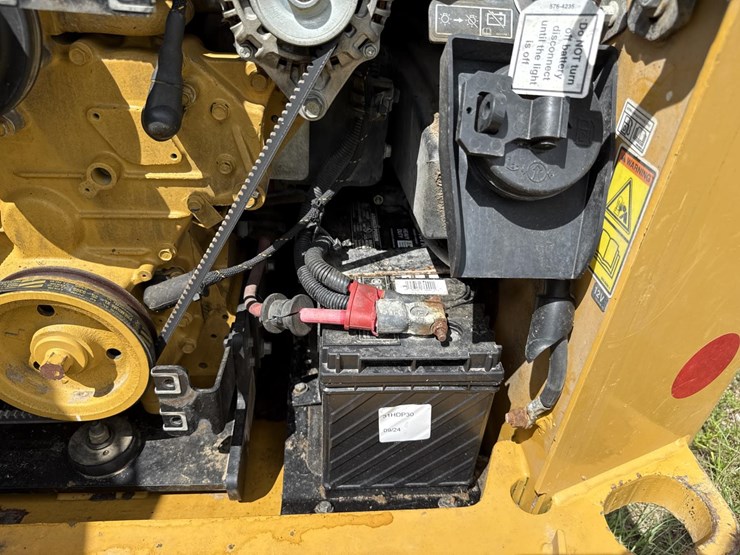 caterpillar-299d3-image-38