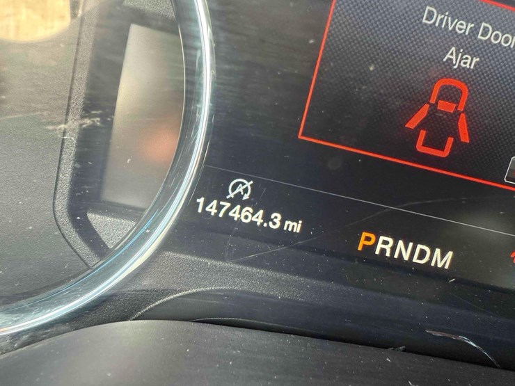 2020-ford-f150-lariat-image-19