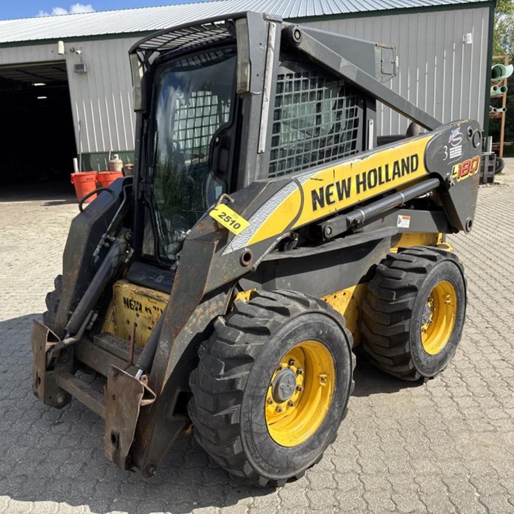 2008 NEW HOLLAND L180