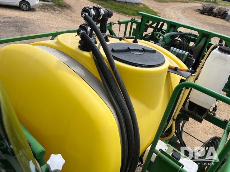 2012-john-deere-4630-image-31