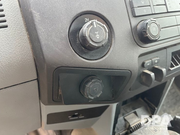 2012-ford-f250-image-45