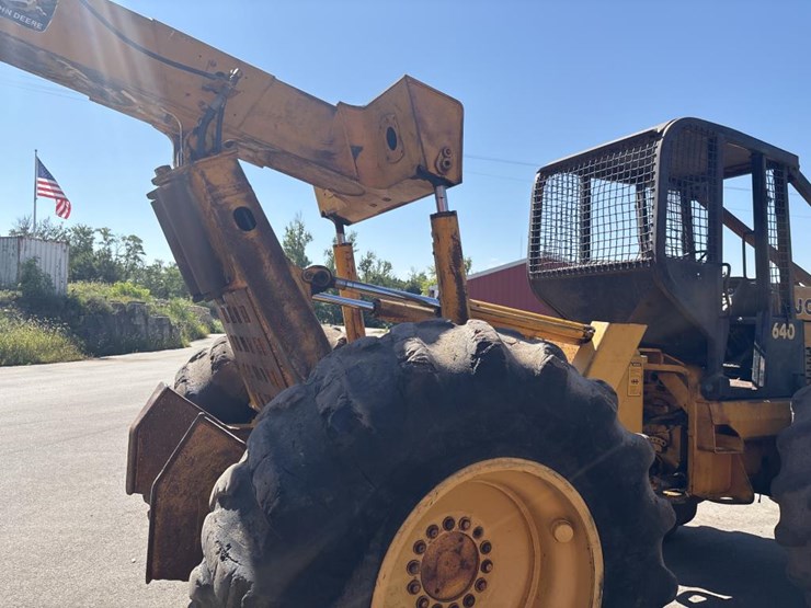 john-deere-640-image-16