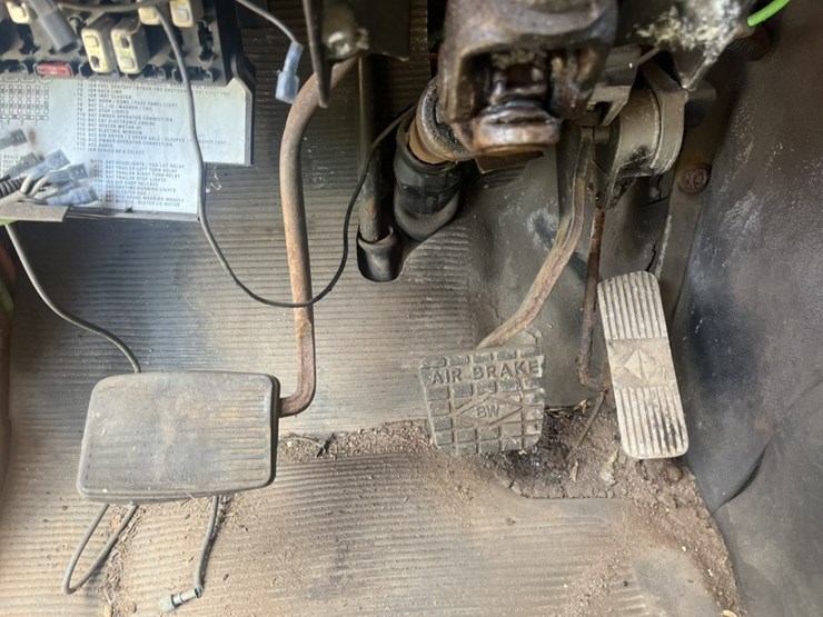 1997-cummins-m11-image-63