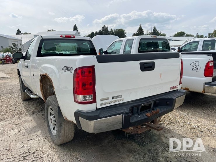 2012-gmc-3500hd-image-6