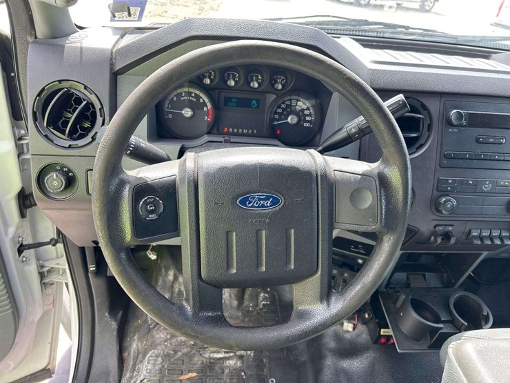 2015-utility-flatbed-image-11