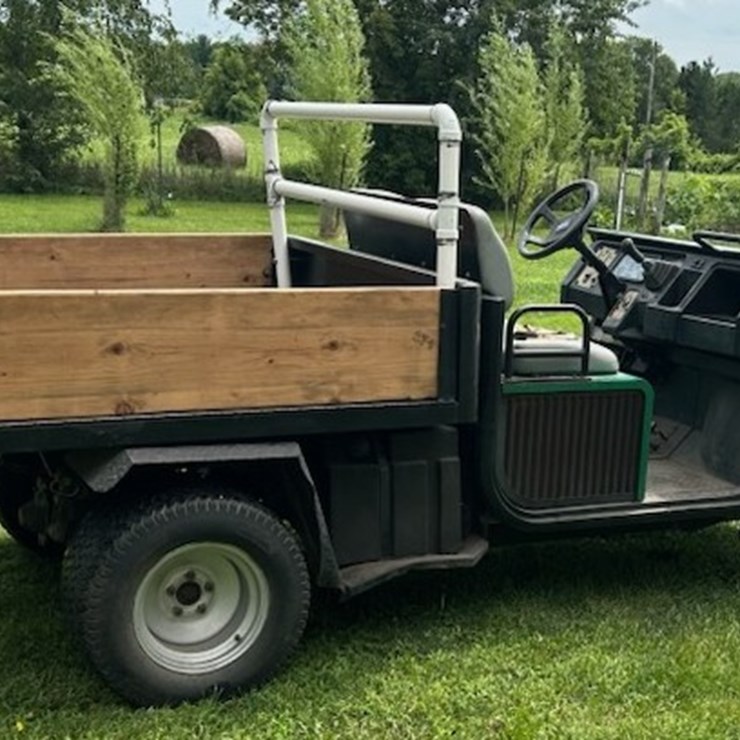 2001 CUSHMAN TURF-TRUCKSTER
