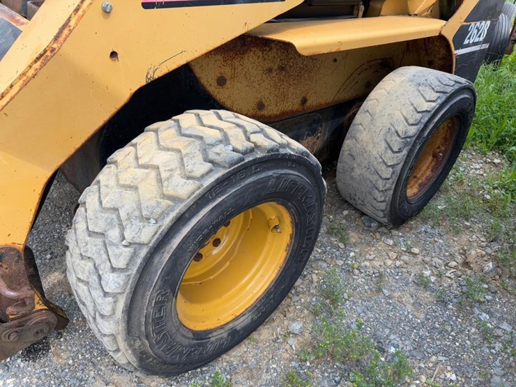 2004-caterpillar-262b-image-5